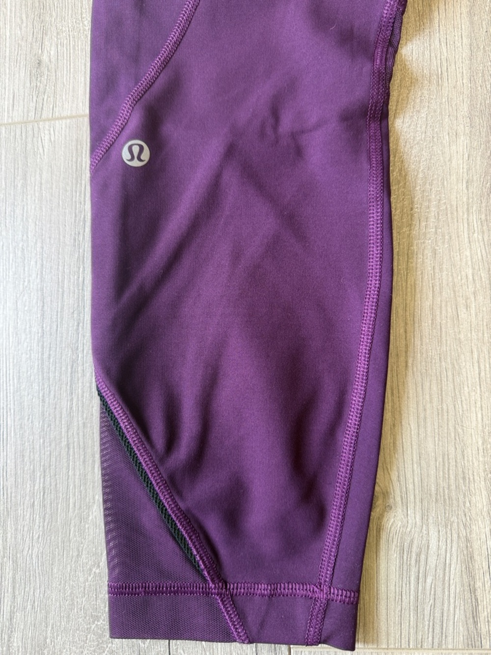 Lululemon Inspire Tight II Size 8 Darkest Magenta - Picture 7 of 9